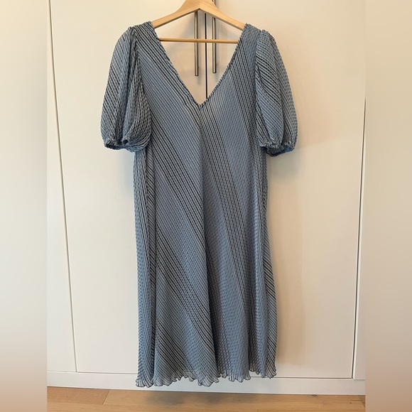 NWT Ganni pleated chiffon striped dress - Picture 3 of 9
